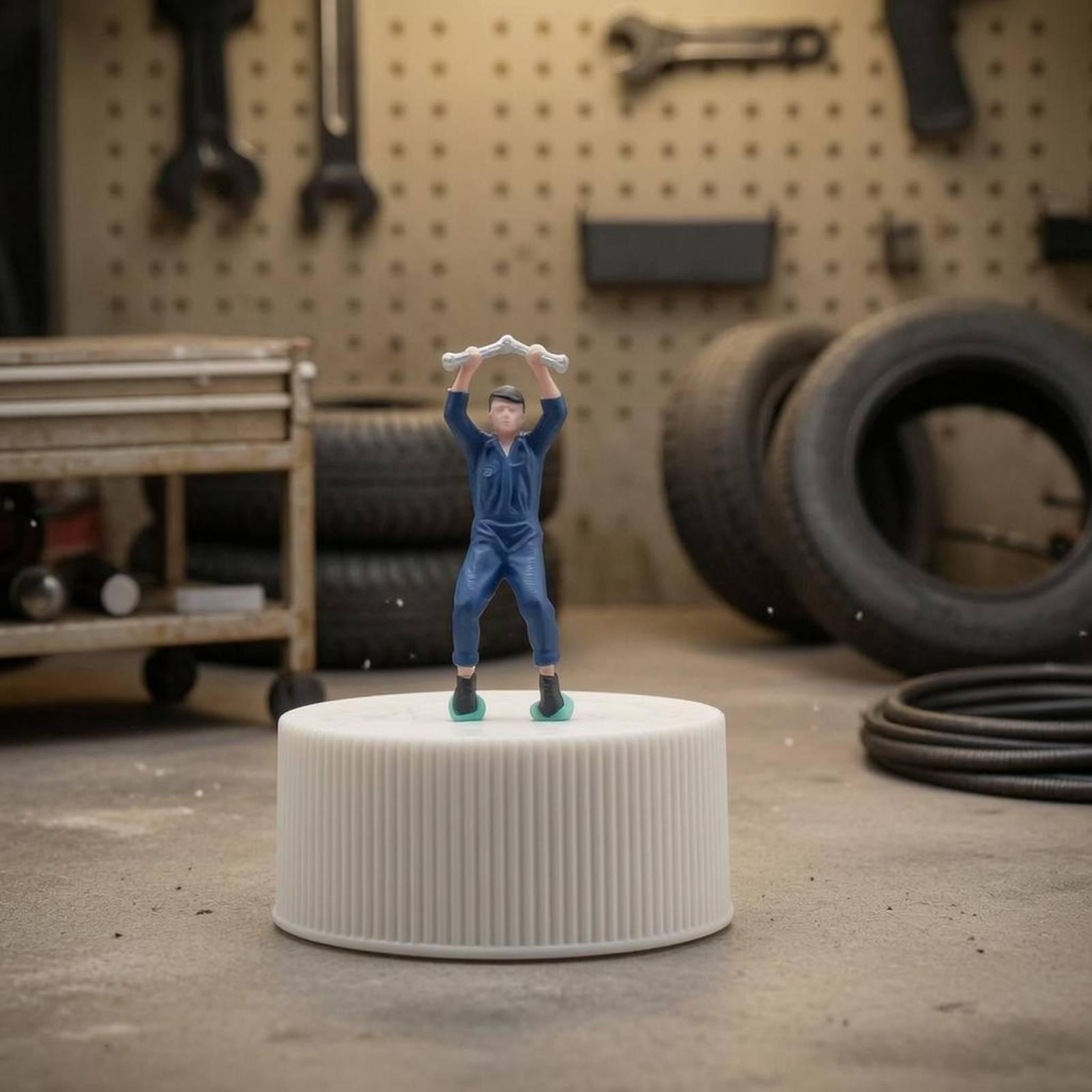 Standing Garage Mechanic Figur - đánh giá và giá Resin Craft Workshop